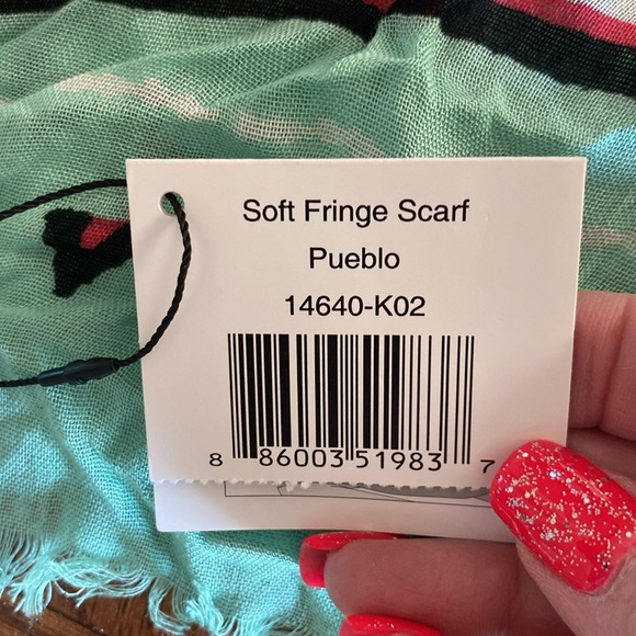 Vera Bradley soft fringe scarf Pueblo 💯 viscose multi color Aztec mint green - Picture 12 of 17